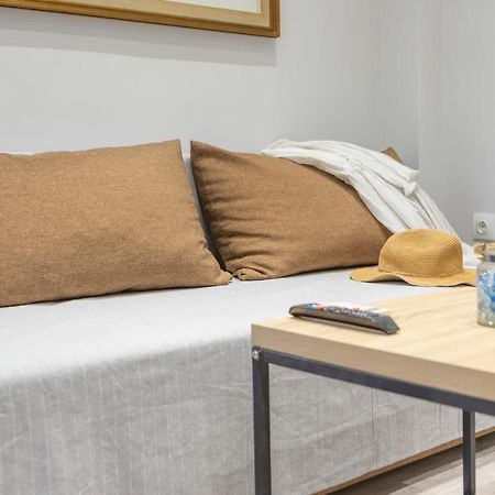 Meda'S Apartment Дассия Экстерьер фото